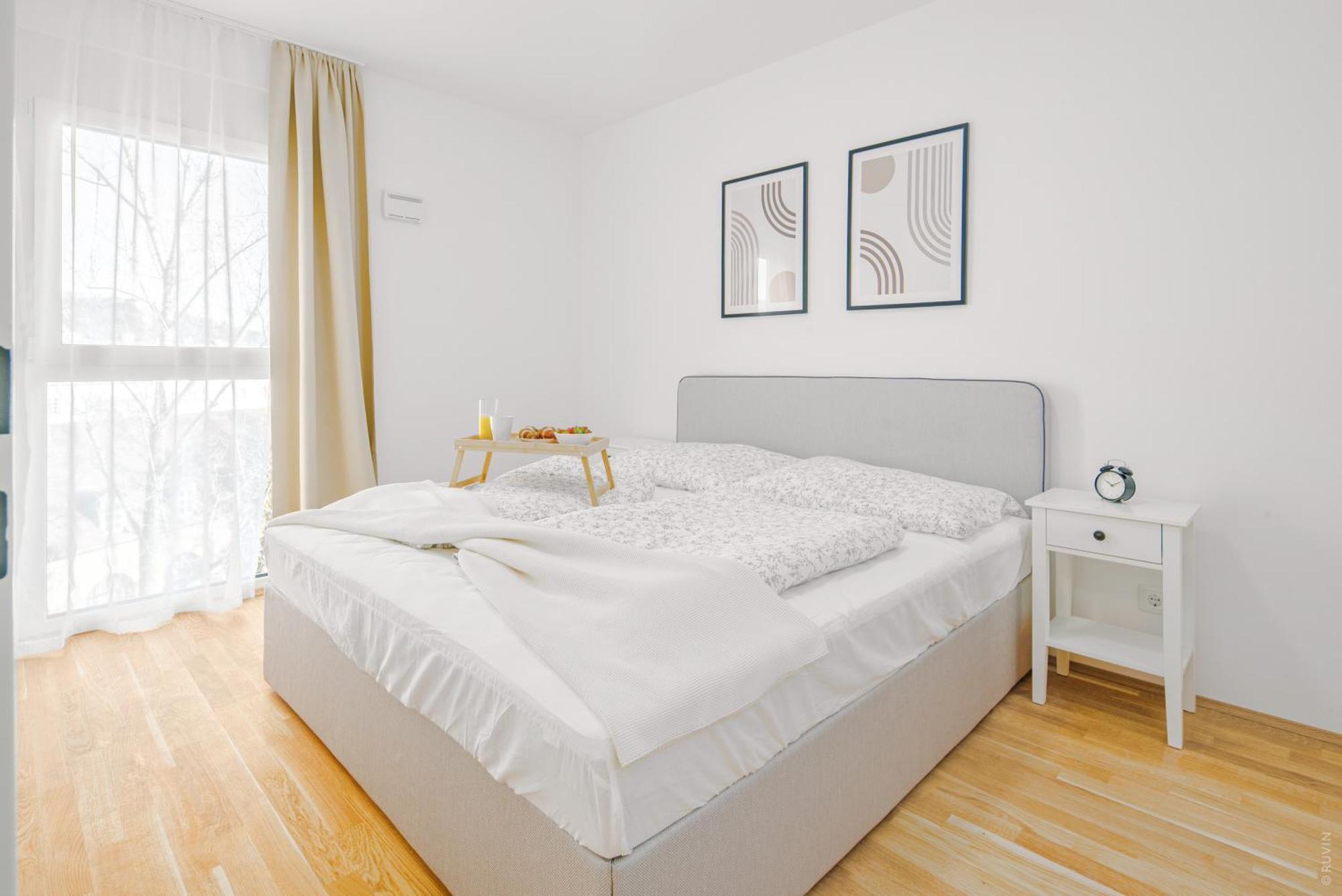 Whats-App Self-Check-In - Apartment Am Hauptbahnhof غراتس الغرفة الصورة